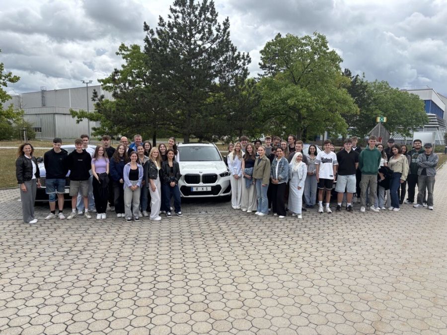 BMW öffnete seine Werktore